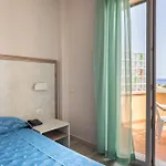 Isola Otel 3*