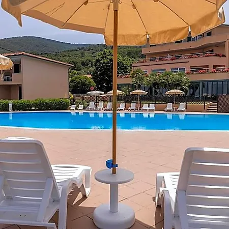 Isola 3* מרצ'יאנה מרינה