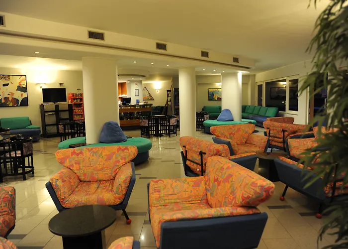 レジデンス イゾラ ヴェルデ 3* マルチャーナ・マリーナ